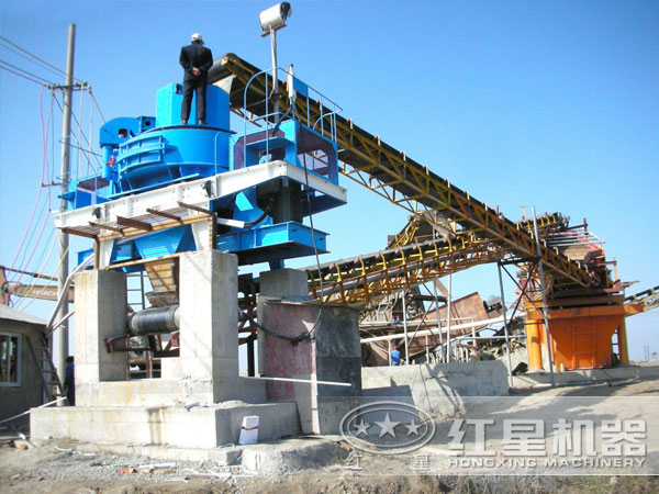 鵝卵石制砂機(jī)生產(chǎn)現(xiàn)場(chǎng) 鵝卵石制砂機(jī)生產(chǎn)現(xiàn)場(chǎng)