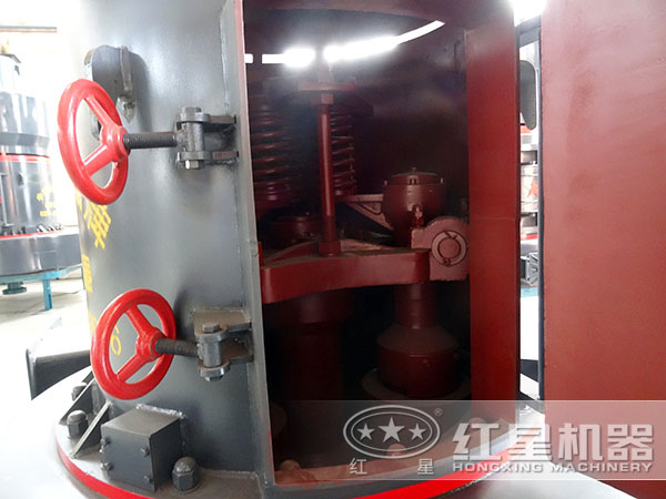 雷蒙磨粉機(jī)內(nèi)部細(xì)節(jié) 雷蒙磨粉機(jī)內(nèi)部細(xì)節(jié)