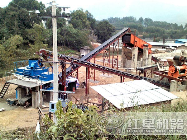 花崗巖制砂生產(chǎn)線現(xiàn)場(chǎng) 花崗巖制砂生產(chǎn)線現(xiàn)場(chǎng)