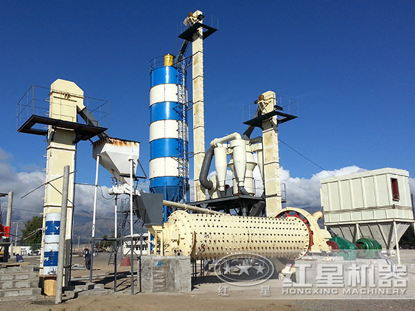 鉬礦選礦生產(chǎn)線現(xiàn)場圖 鉬礦選礦生產(chǎn)線現(xiàn)場圖