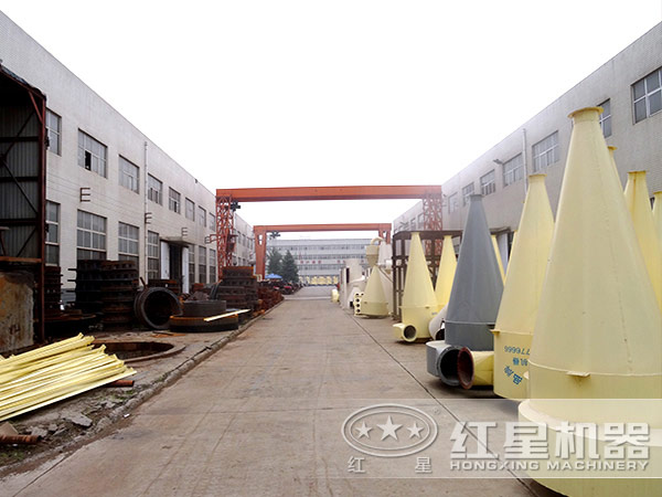 河南紅星廠家廠區(qū)一角 河南紅星廠家廠區(qū)一角