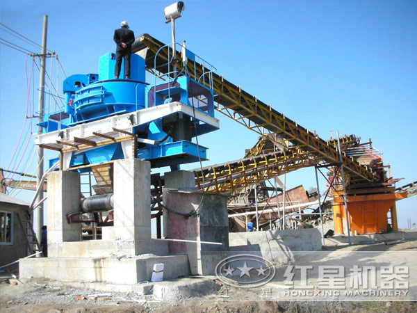 人工制砂設備工作現(xiàn)場 人工制砂設備工作現(xiàn)場