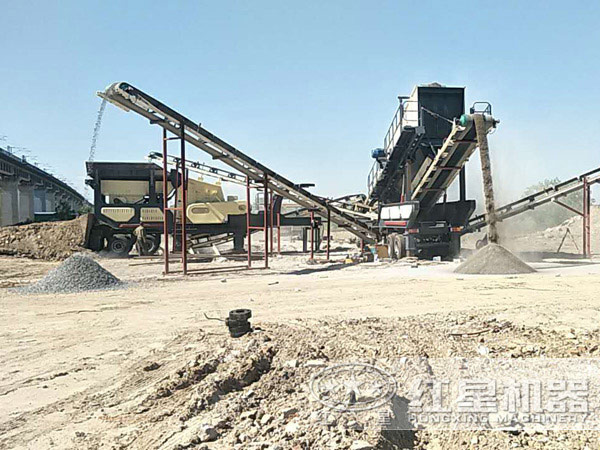 車(chē)載一體化制砂機(jī)投產(chǎn)現(xiàn)場(chǎng) 車(chē)載一體化制砂機(jī)投產(chǎn)現(xiàn)場(chǎng)