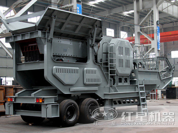 移動顎式破碎站實拍圖 移動顎式破碎站實拍圖