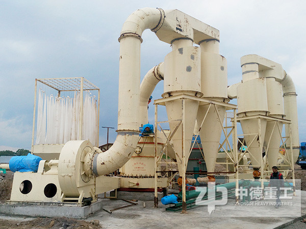 紅星環(huán)保磨粉機生產現(xiàn)場 紅星環(huán)保磨粉機生產現(xiàn)場