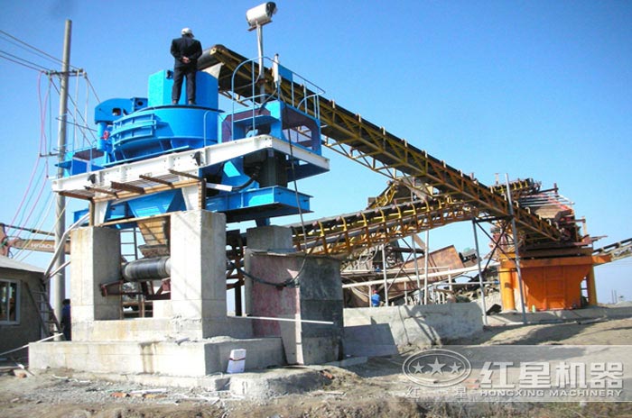 制砂現(xiàn)場 制砂現(xiàn)場