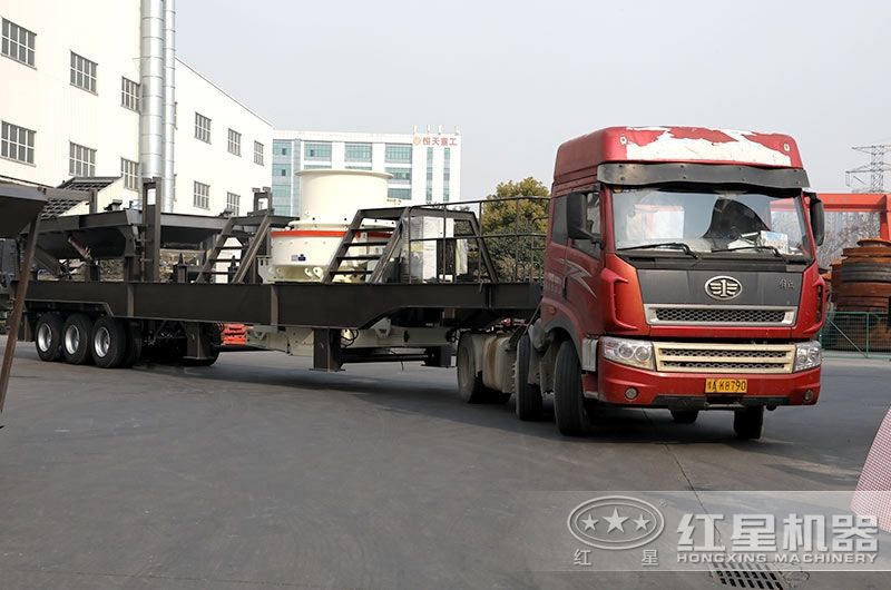 輪胎移動制砂設備發(fā)貨現場 輪胎移動制砂設備發(fā)貨現場