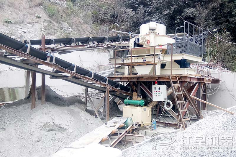 機(jī)制砂生產(chǎn)線(xiàn)現(xiàn)場(chǎng) 機(jī)制砂生產(chǎn)線(xiàn)現(xiàn)場(chǎng)