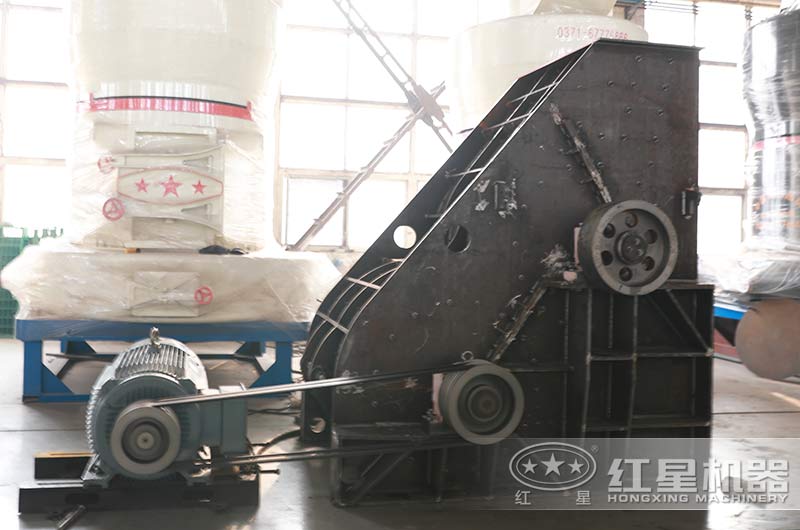 破碎赤泥可以用雙級破碎機(jī)嗎？有沒有時產(chǎn)35t的雙級破碎機(jī)