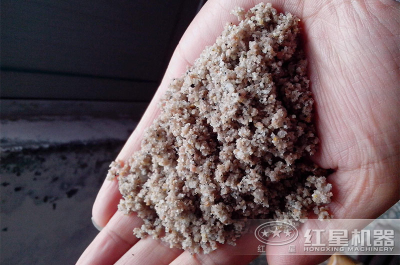 經過制沙機加工后的人工砂成品圖