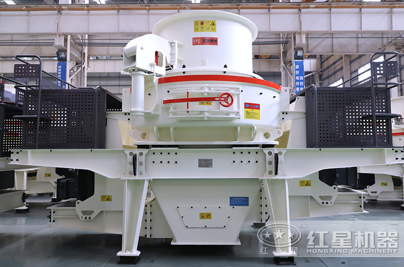 制砂機(jī)生產(chǎn)車間近景圖 制砂機(jī)生產(chǎn)車間近景圖