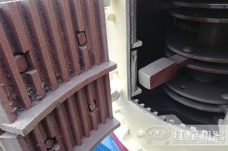 復(fù)合破錘頭擊打部件細(xì)節(jié)實(shí)拍 復(fù)合破錘頭擊打部件細(xì)節(jié)實(shí)拍