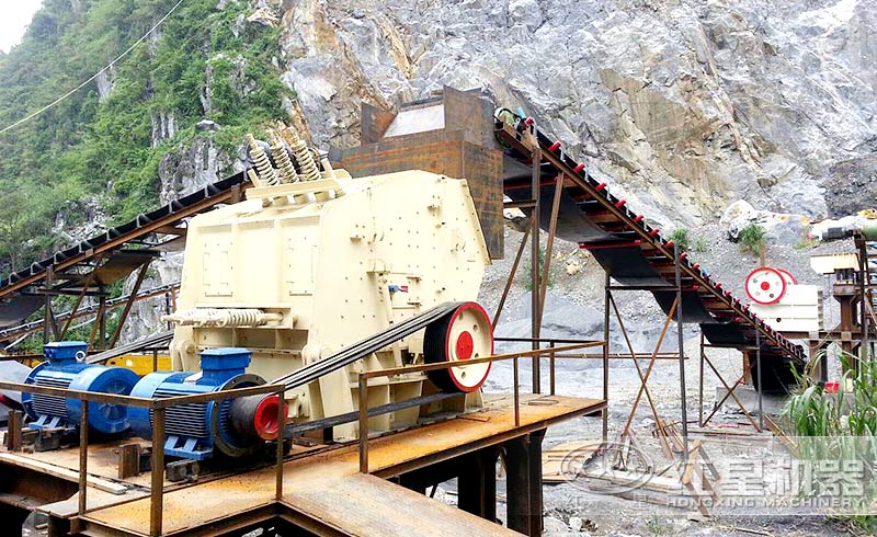 反擊式破碎機工作現(xiàn)場 反擊式破碎機工作現(xiàn)場