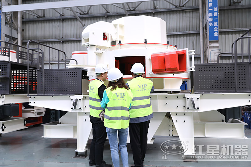 沖擊式制砂機(jī) 沖擊式制砂機(jī)