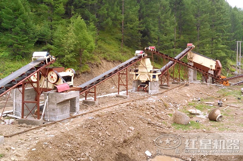 PEX系列細鄂破生產(chǎn)現(xiàn)場 PEX系列細鄂破生產(chǎn)現(xiàn)場