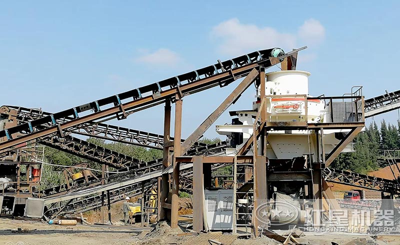 客戶來廠咨詢：想購買日產(chǎn)1000噸的制砂機，有推薦的型號嗎？