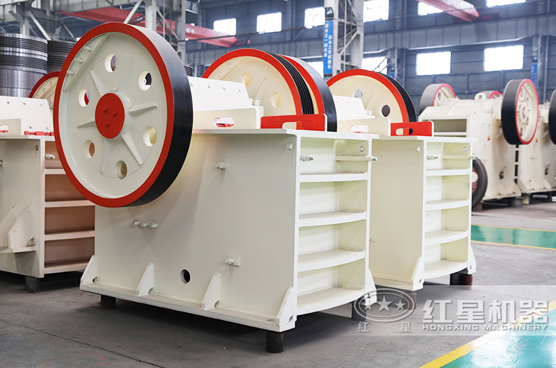 912顎式破石機產(chǎn)量是多少？一臺價格多少錢？