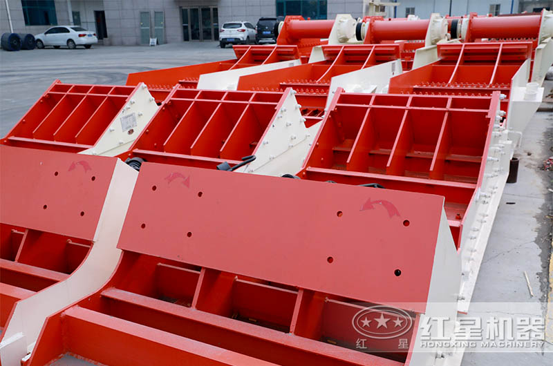 振動(dòng)給料機(jī) 振動(dòng)給料機(jī)