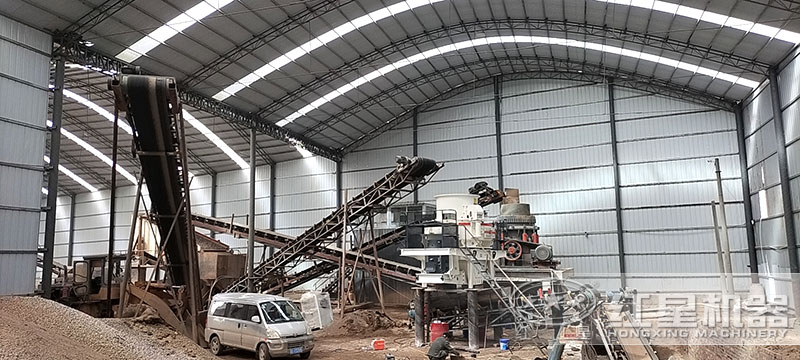 碎沙機(jī)設(shè)備多少錢(qián)一套，一天能生產(chǎn)多少？